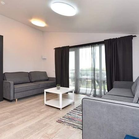 Vyturiai - Nauju Apartamentu Nuoma Sventojoje ซเวนตายิ ภายนอก รูปภาพ