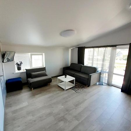 Vyturiai - Nauju Apartamentu Nuoma Sventojoje ซเวนตายิ ภายนอก รูปภาพ